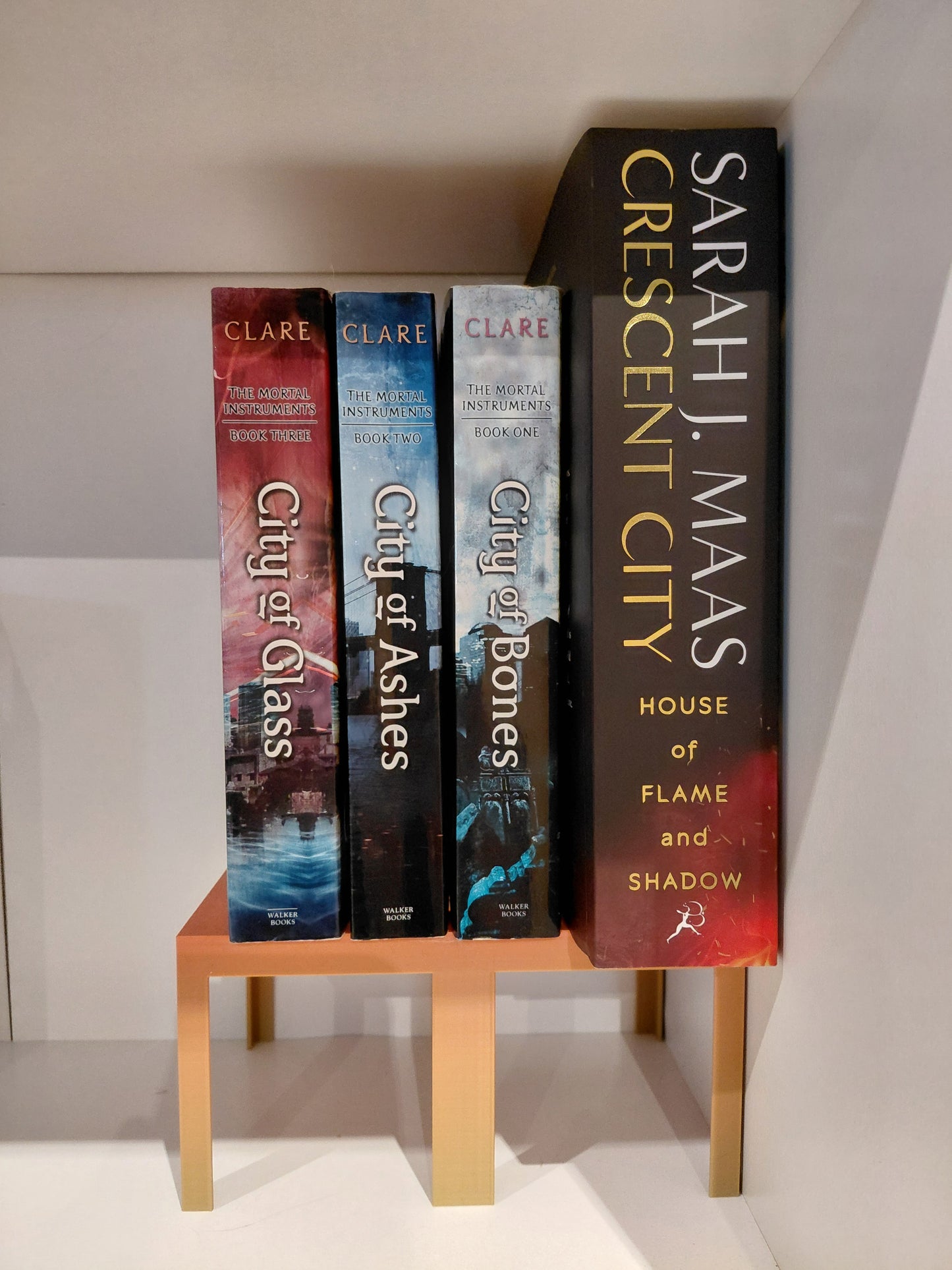 Bookshelf Raiser/Display Stand