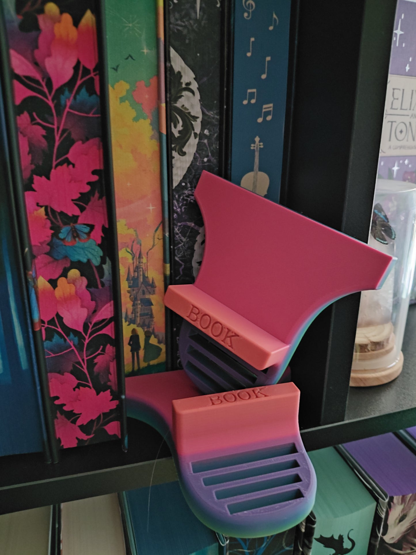 Bookshelf Guide "Book Pusher"