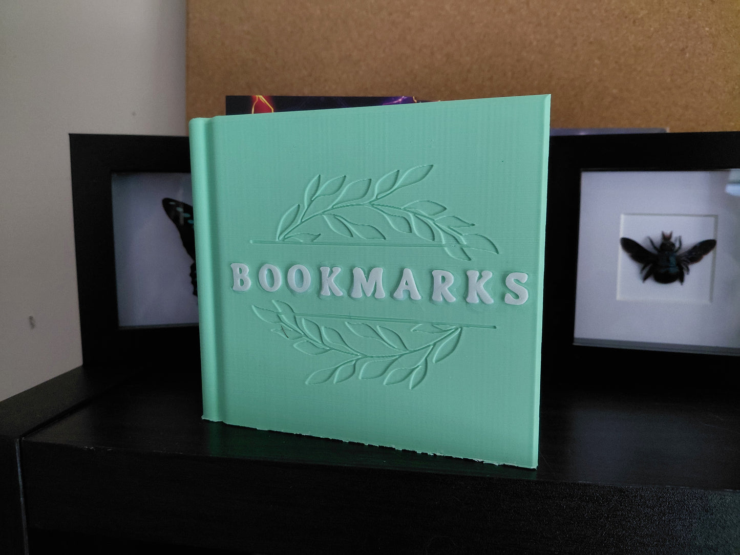 Bookmark holders